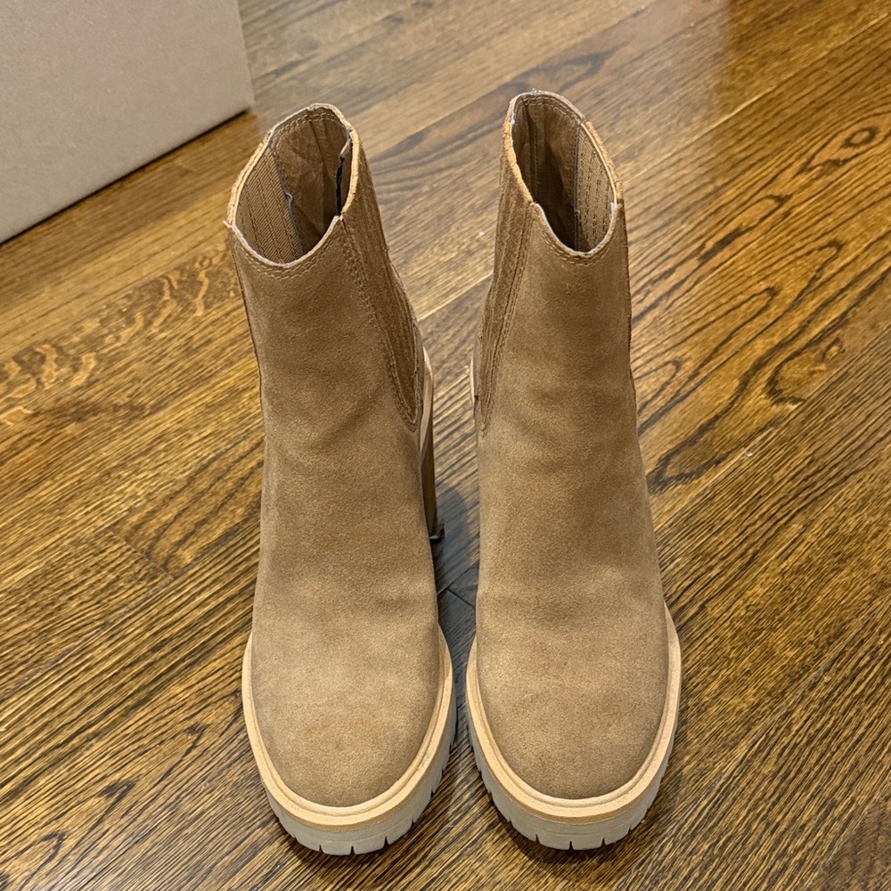 Dolce Vita Tan Ankle Boots